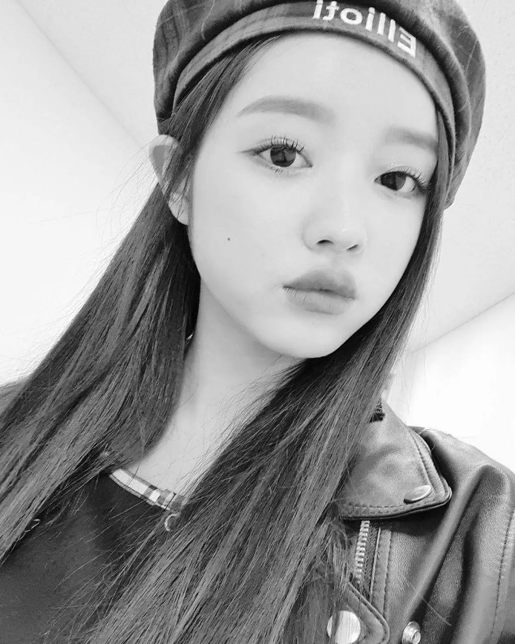 오마이걸 유아.insta