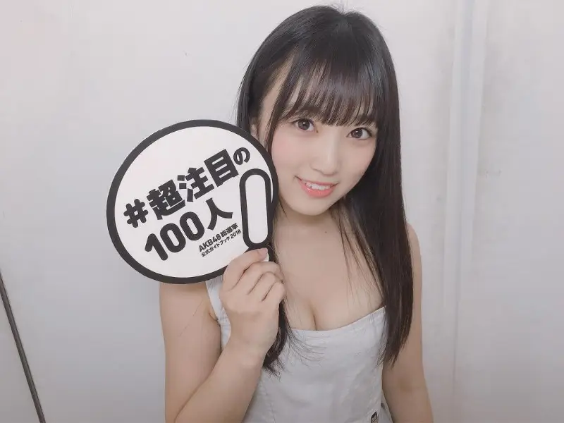 #아이즈원 나코 과거 일본 화보집.jpg
