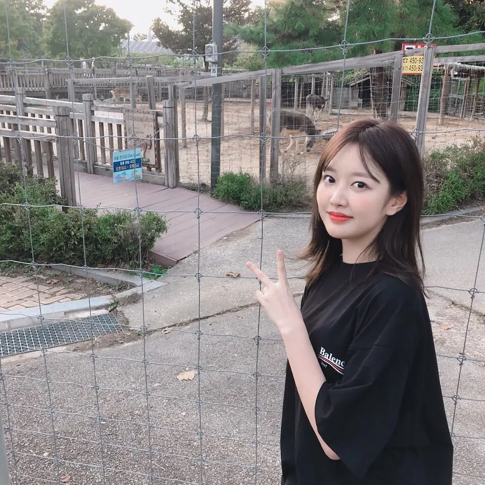 오늘자 구구단 미미.insta