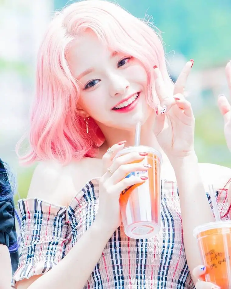 프로미스나인 (fromis_9) 이나경 미니 팬미팅.jpg