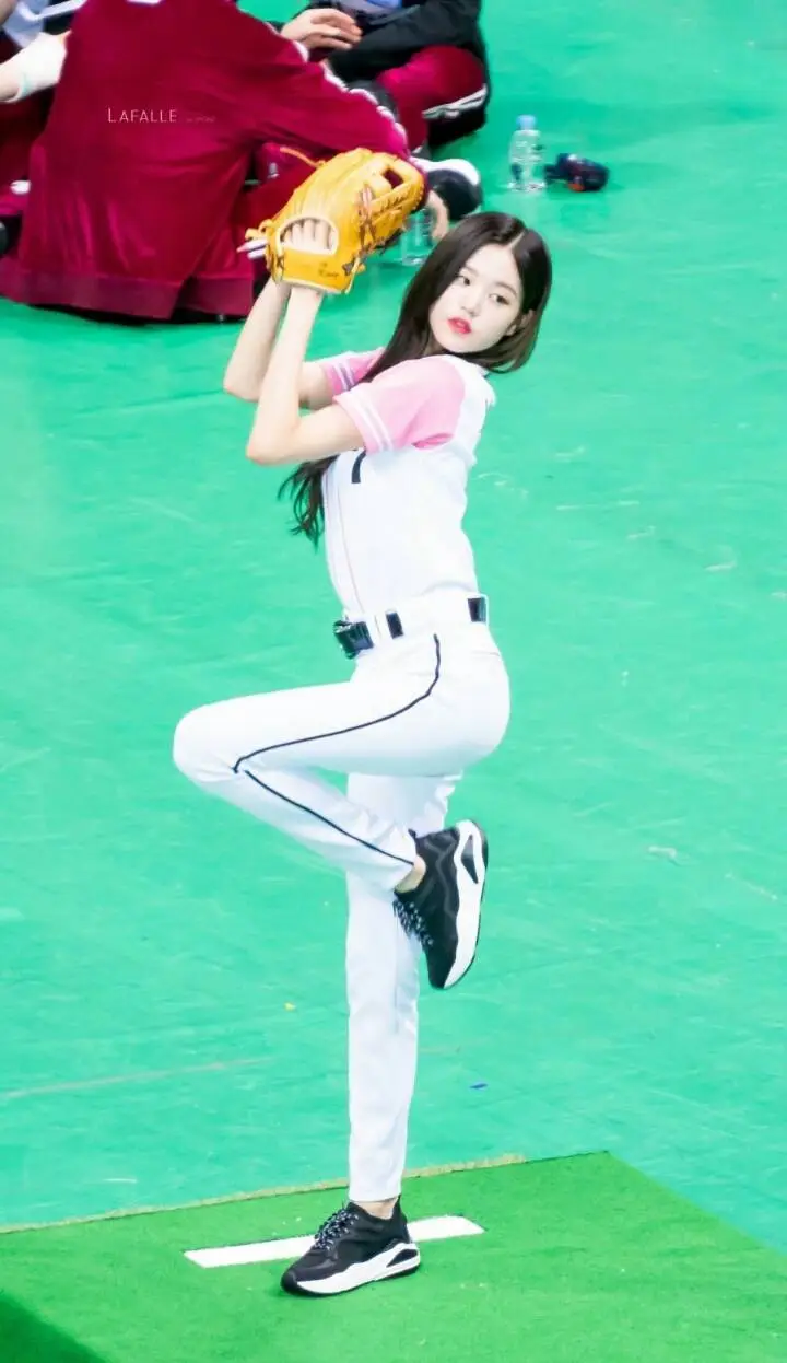 [아육대] 아이돌 될 운명이였어....아이즈원 장원영