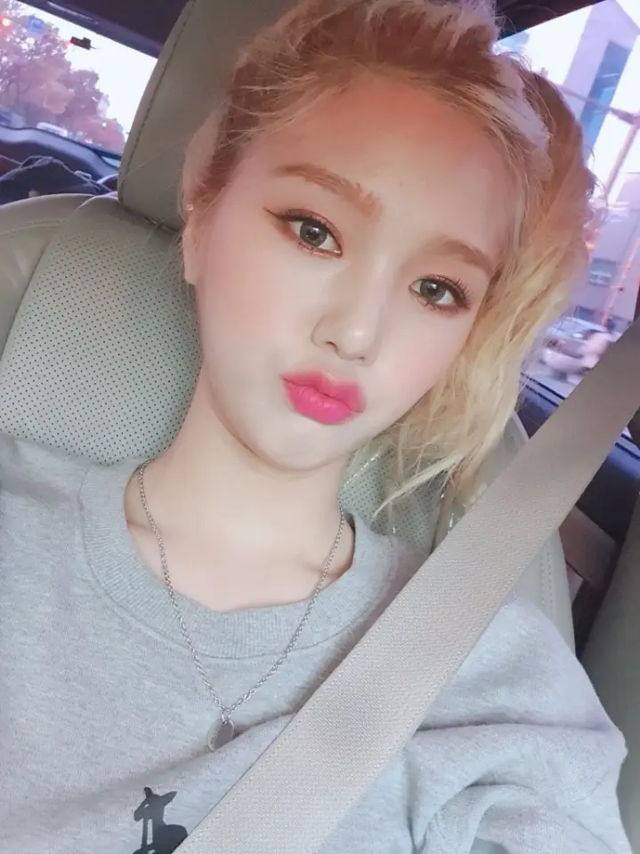 최근 오마이걸 미미.jpg
