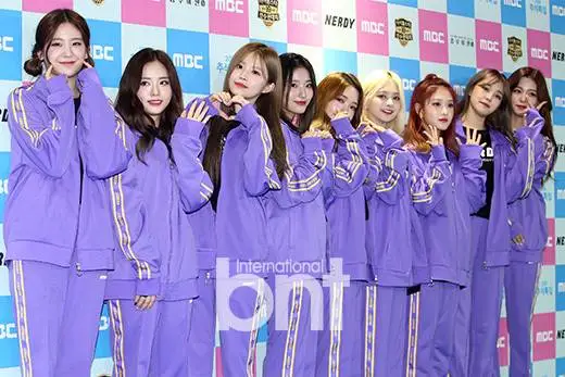 프로미스나인 아육대 기사짤.jpg