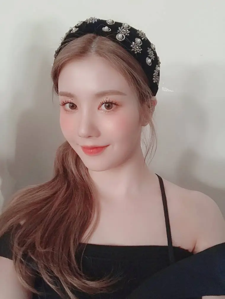 #아이즈원 #권은비 (공식 트위터)