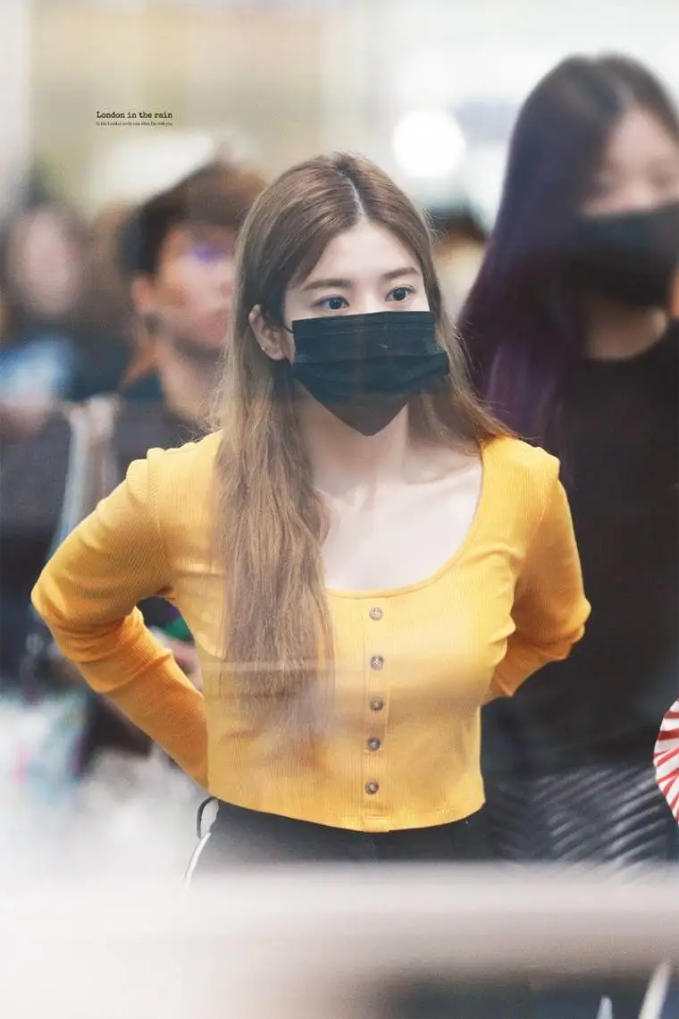 출국하는.. #아이즈원 #권은비.jpg