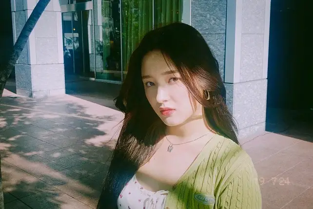 오늘자 모모랜드 낸시(공인별)