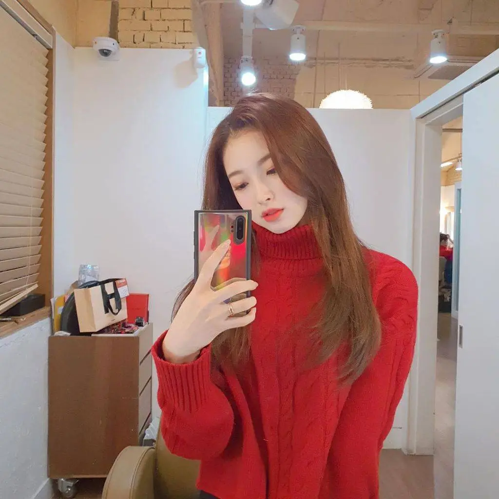 레드 #아린 (#오마이걸 인스타)