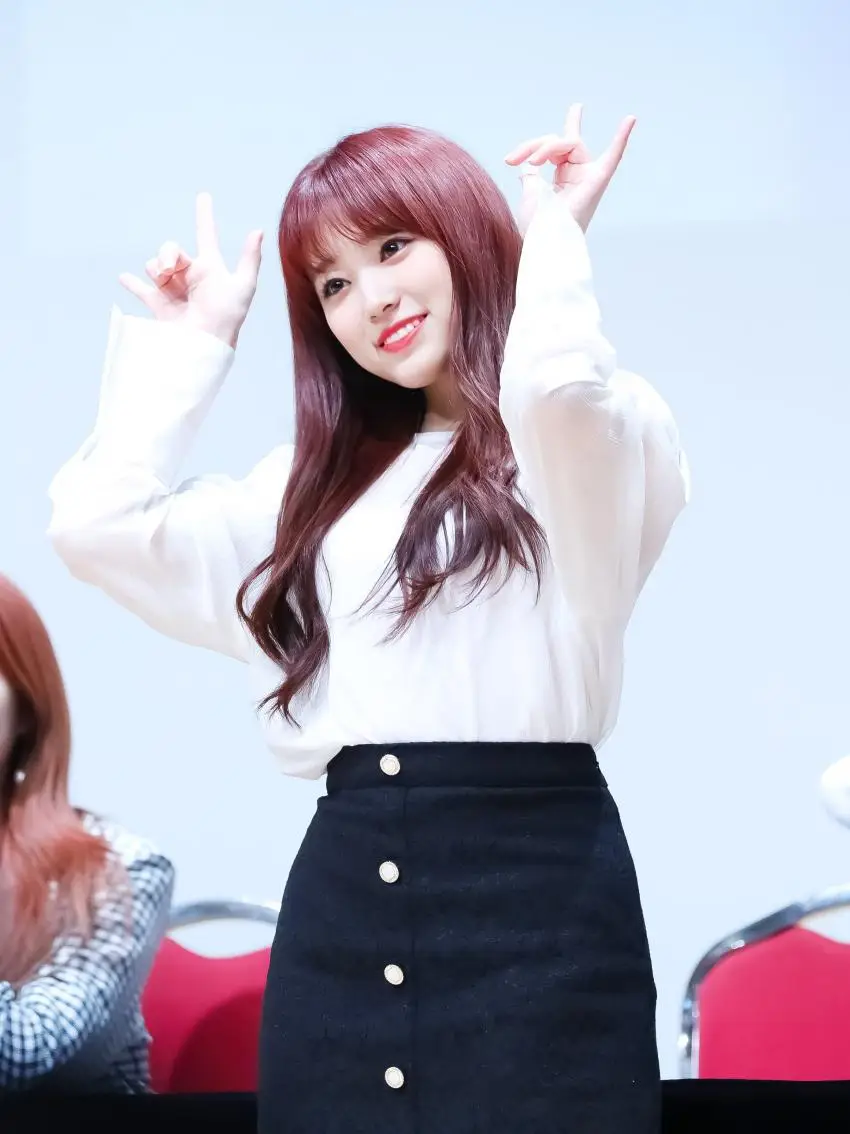 Happy #Nako Day! #아이즈원 야부키 나코 만18세 생일!