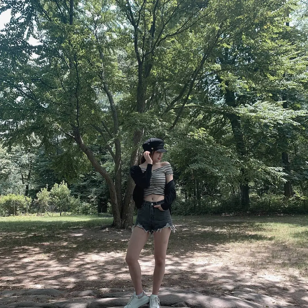 내수차별 최예나..(뉴욕).jpg