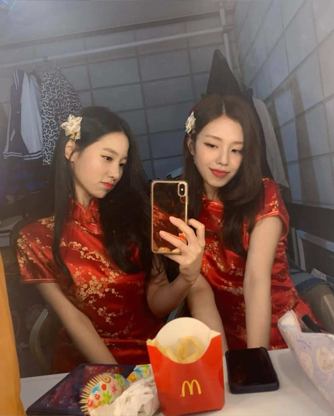 베리굿 조현 & 고운.jpg