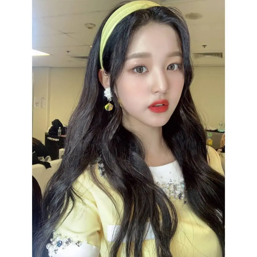 아이즈원 장원영 인스타.jpg