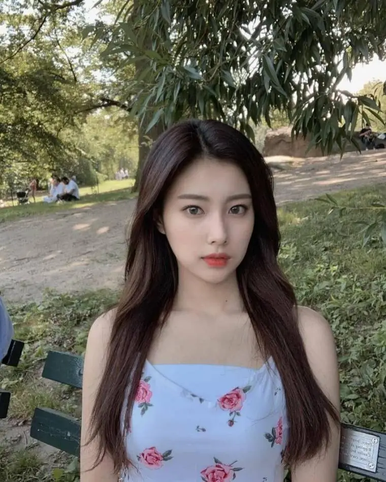 비싼옷?? NO!! 옷걸이가 중요한 이유...jpg (#아이즈원 #강혜원)
