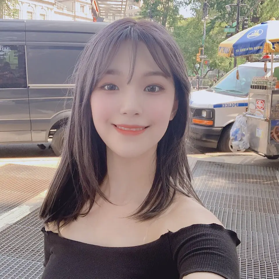 프로미스나인 백지헌 (공인별)