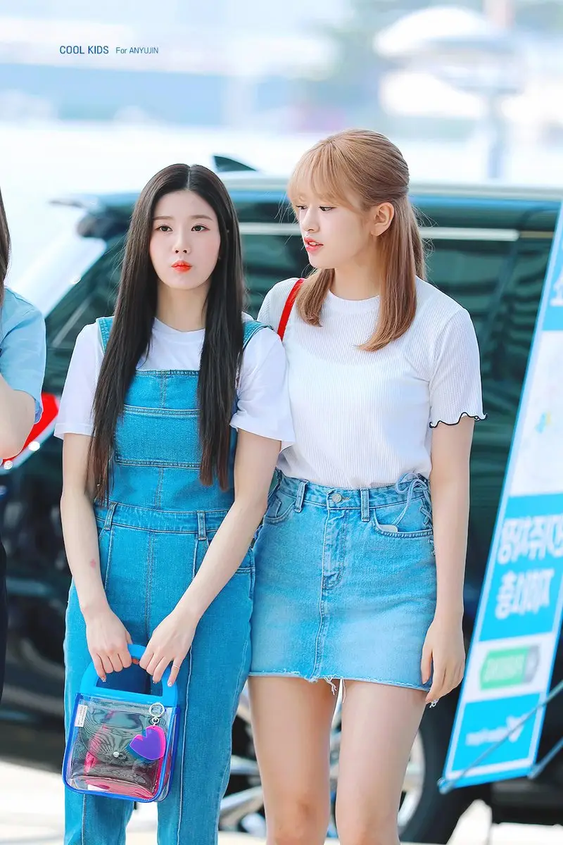 출국하는 #권은비 #안유진