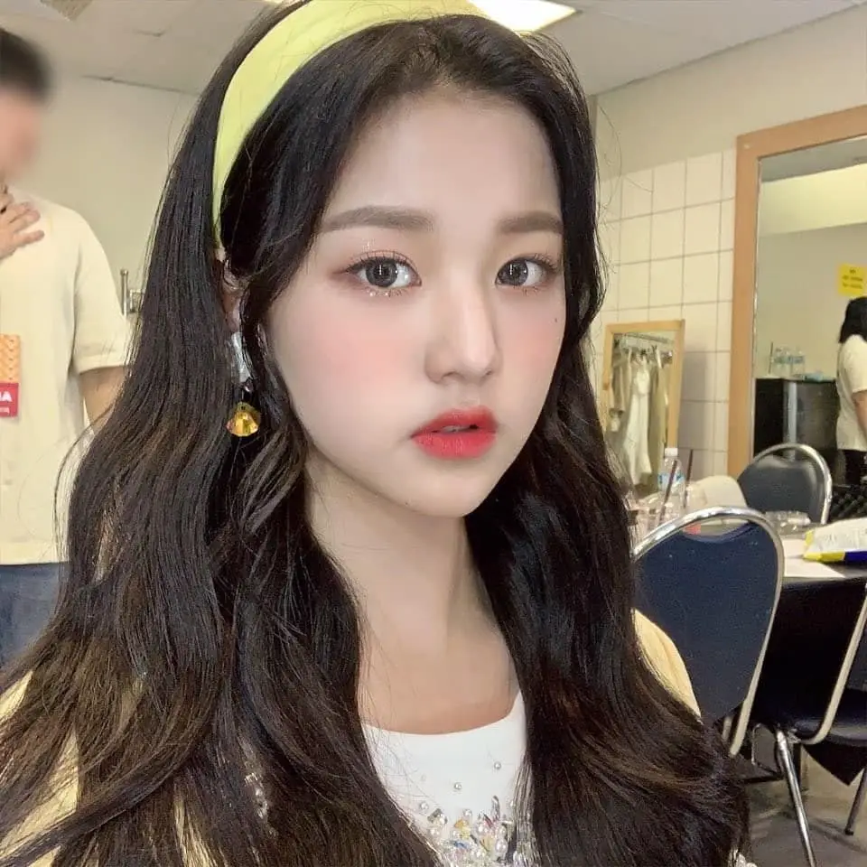 아이즈원 장원영 인스타.jpg