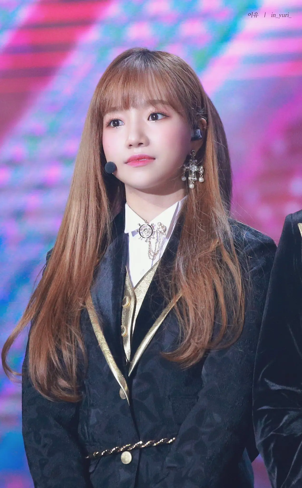 조유리 김채원 최예나 안유진