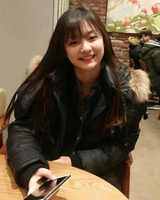 프로미스나인 이나경(일반인 시절)