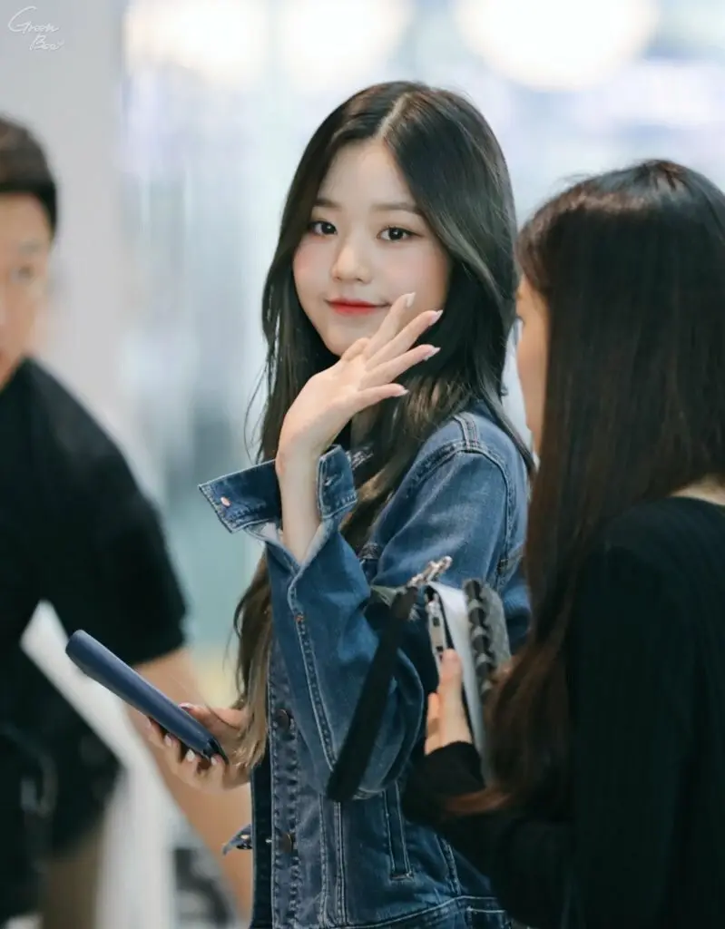 출국하는 #아이즈원 #장원영.jpg