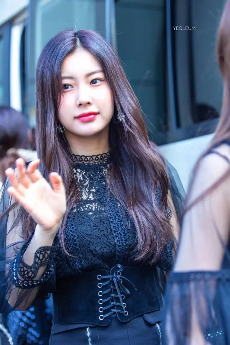 That's that. #아이즈원 #강혜원.jpg