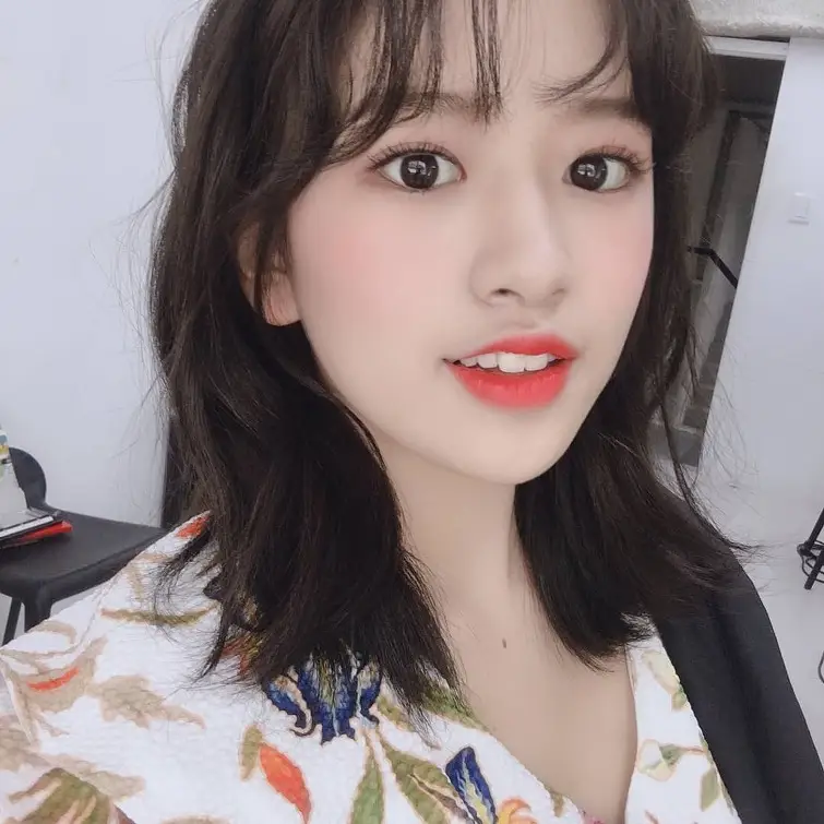 조유리 김채원 최예나 안유진