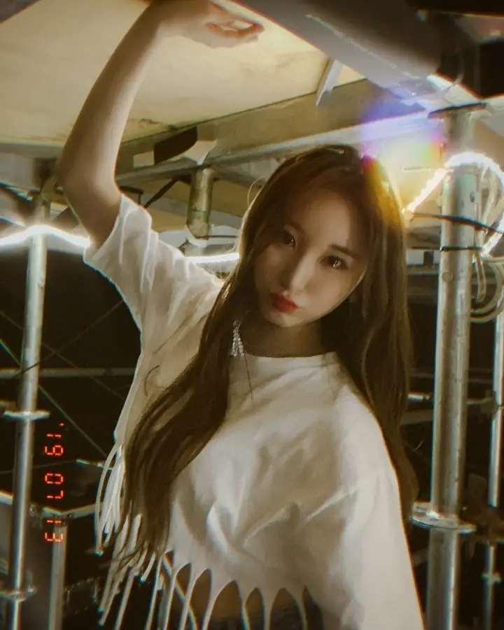 아이즈원 채연.jpg