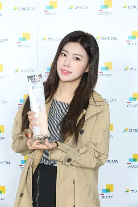 #아이즈원, 오리콘 상반기 신인그룹 최다 판매 앨범상 수상