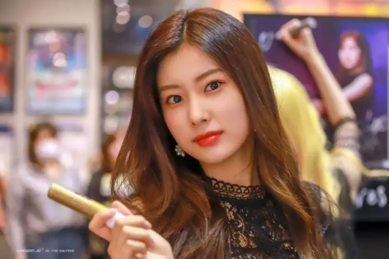 That's that. #아이즈원 #강혜원.jpg
