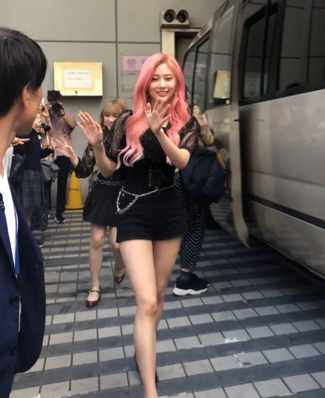 오늘자 일본 #아이즈원 #김민주 실물 ㄷㄷㄷ