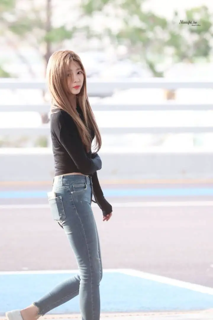 출국...#아이즈원 #김민주.jpg