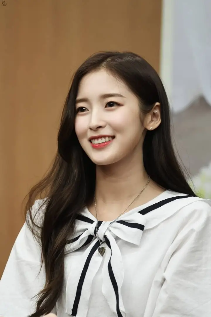 오마이걸 팬사인회.jpg