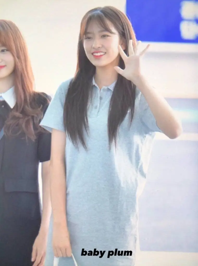 공항에서 #안유진