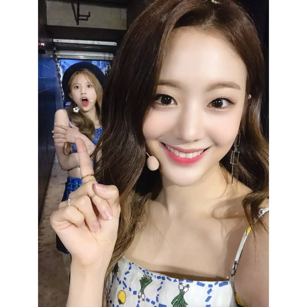 프로미스나인 장규리 & 송하영