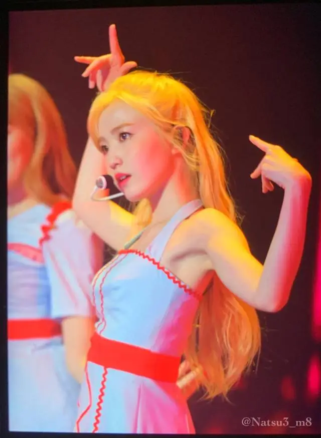 #아이즈원 금발 #히토미