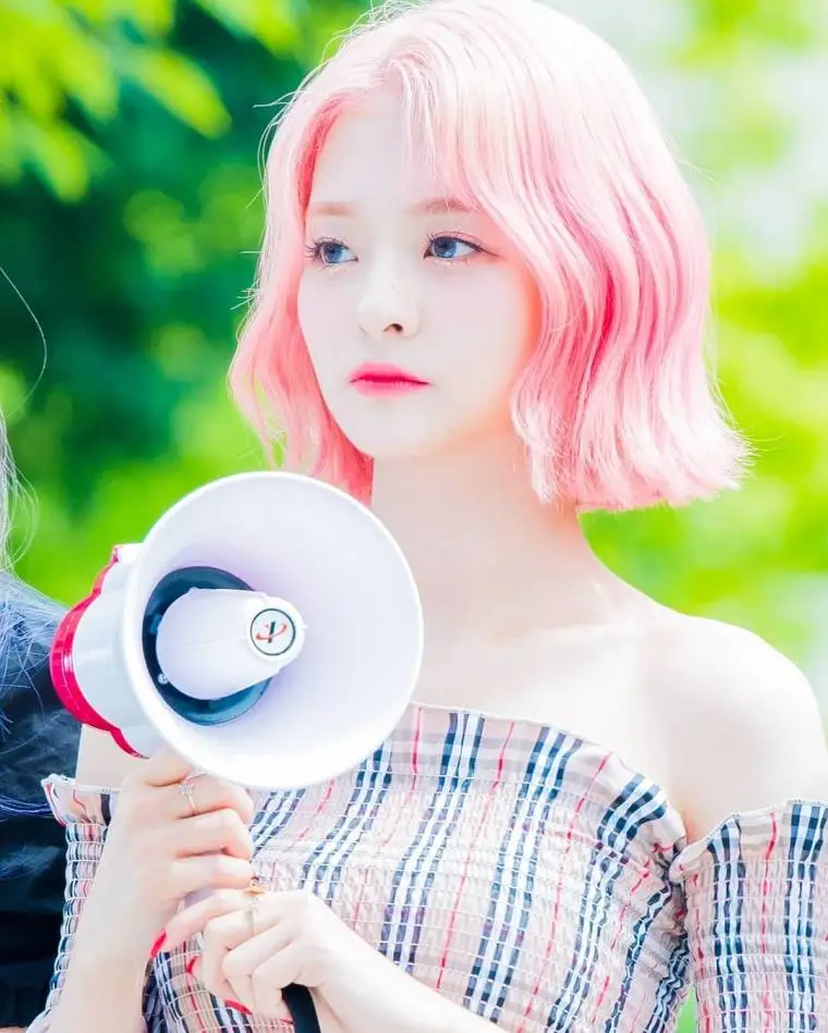 프로미스나인 (fromis_9) 이나경 미니 팬미팅.jpg