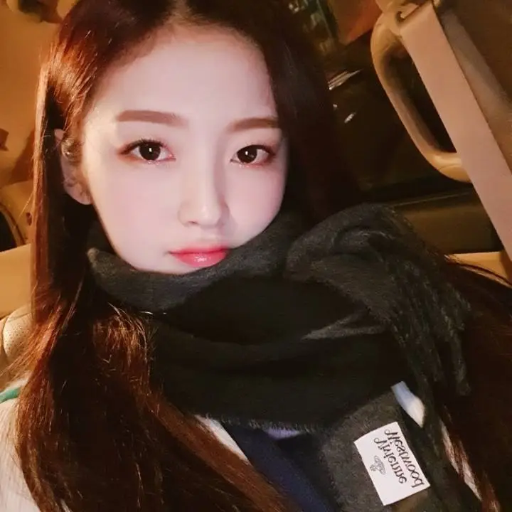 오늘자 오마이걸 아린.insta
