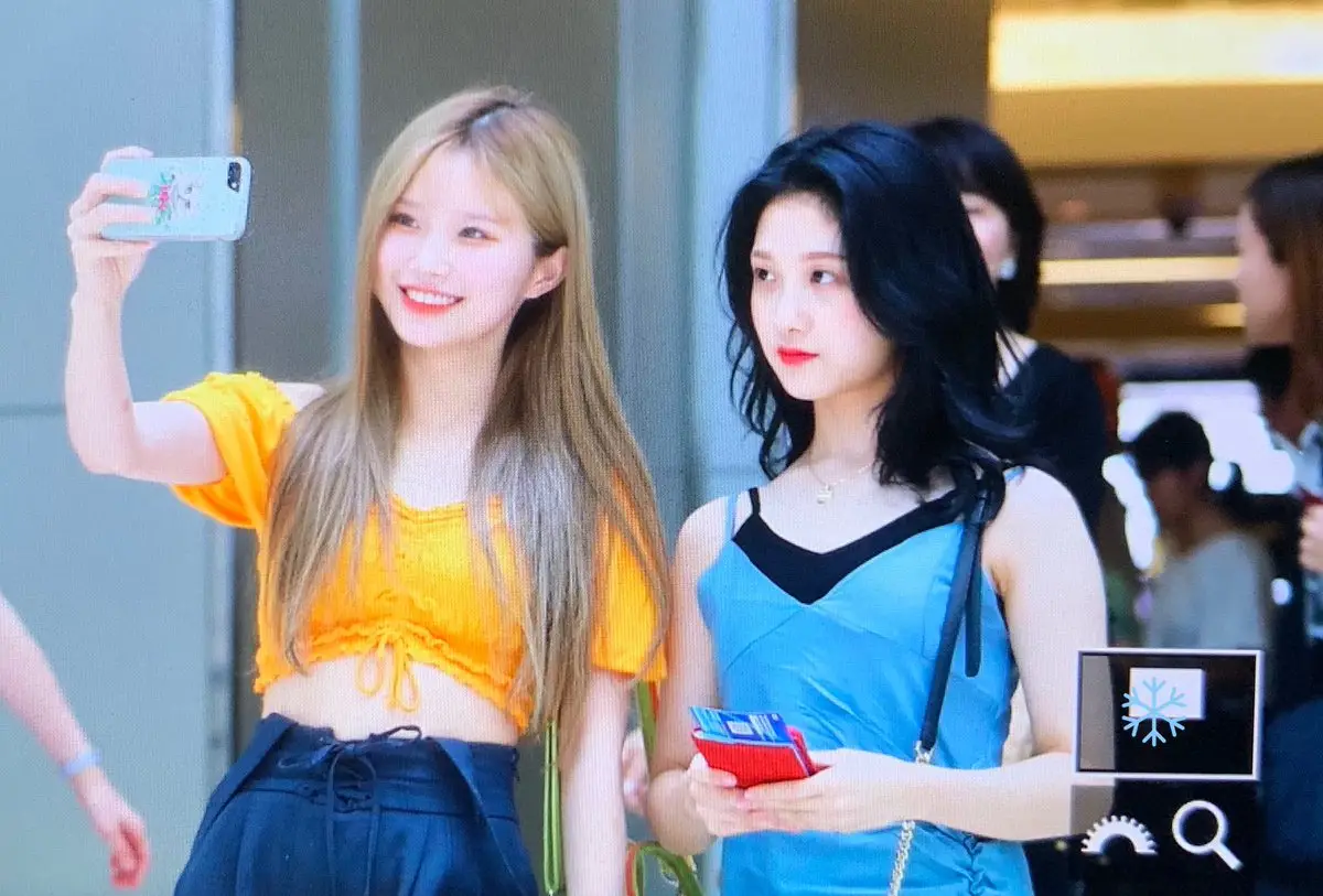 1일 1회 송하영(프로미스나인).jpg