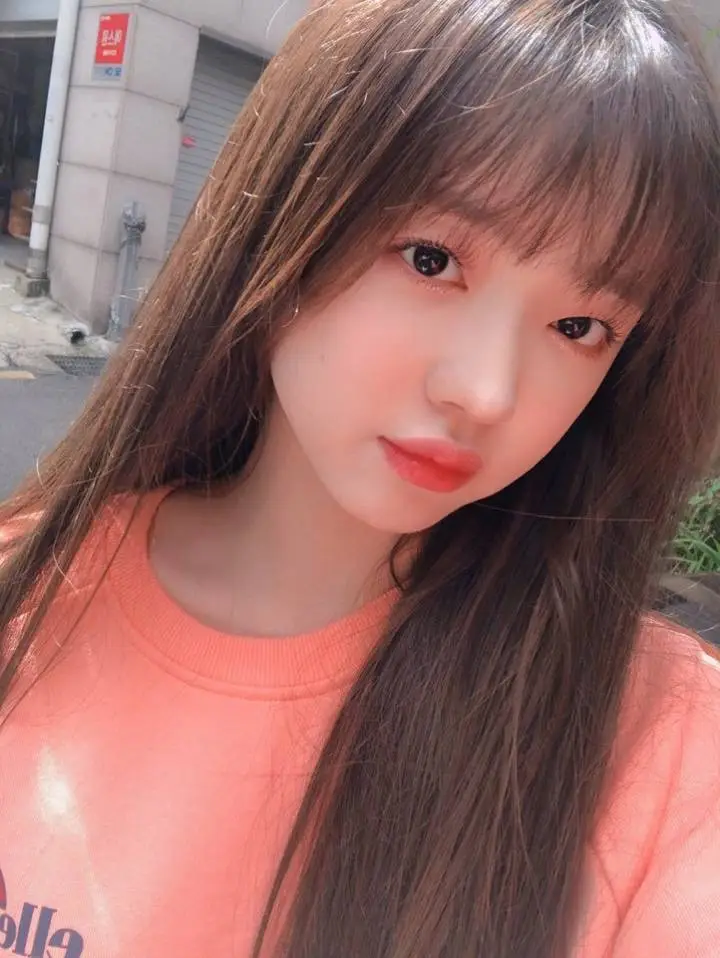 오늘자 오마이걸 유아.insta