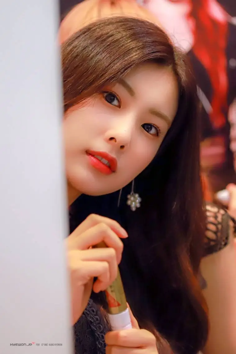 That's that. #아이즈원 #강혜원.jpg