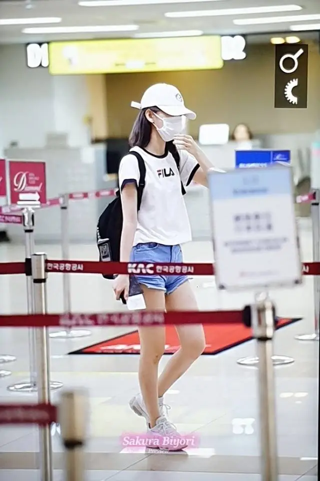 [4P] 190804 김포공항 출국 #아이즈원 #사쿠라