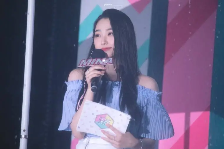 MC #강미나 (구구단).jpg