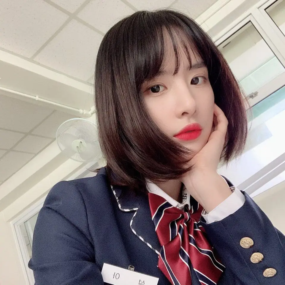 우주소녀 각 멤버별 교복 셀카