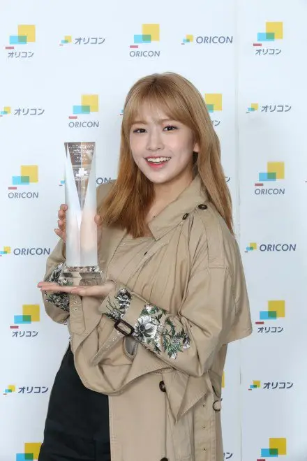 #아이즈원, 오리콘 상반기 신인그룹 최다 판매 앨범상 수상