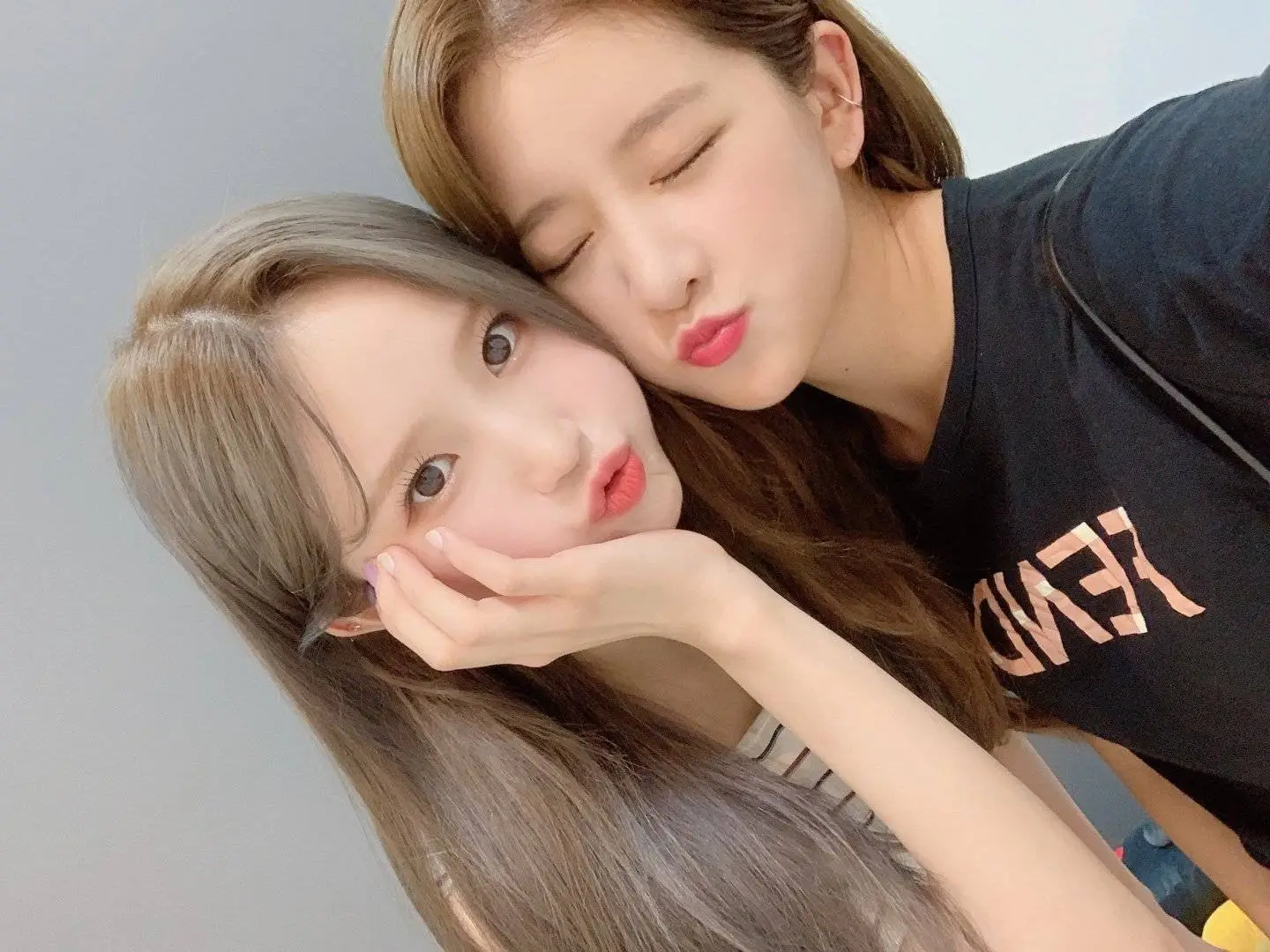 엑시& 송하영 (인별)