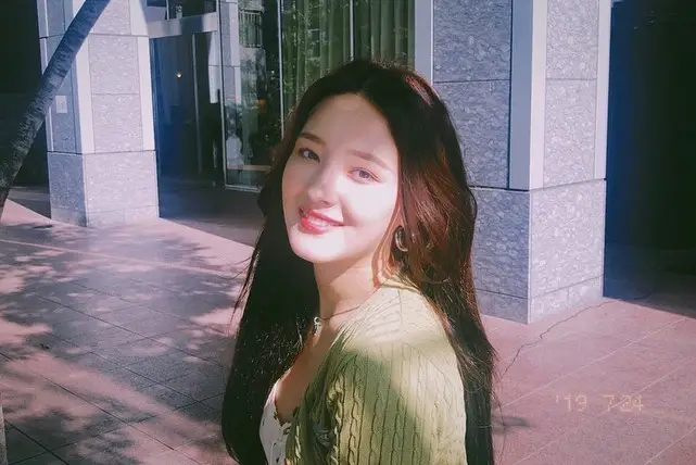 오늘자 모모랜드 낸시(공인별)