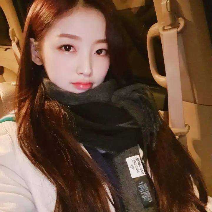오늘자 오마이걸 아린.insta