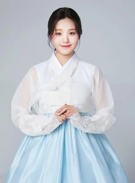 한복입은 장원영