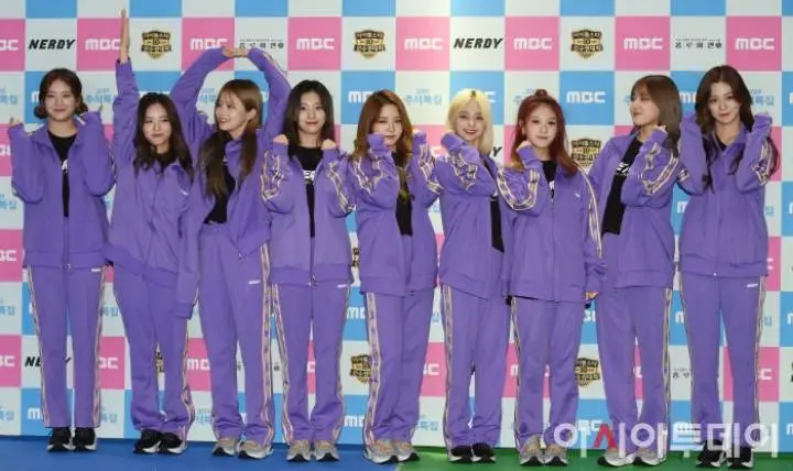 프로미스나인 아육대 기사짤.jpg