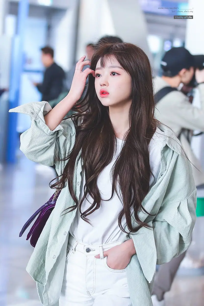 오마이걸 유아 #공항패션