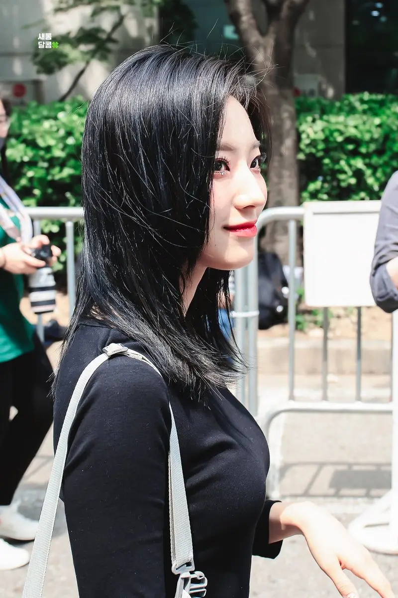 프로미스나인 이새롬 @출근길