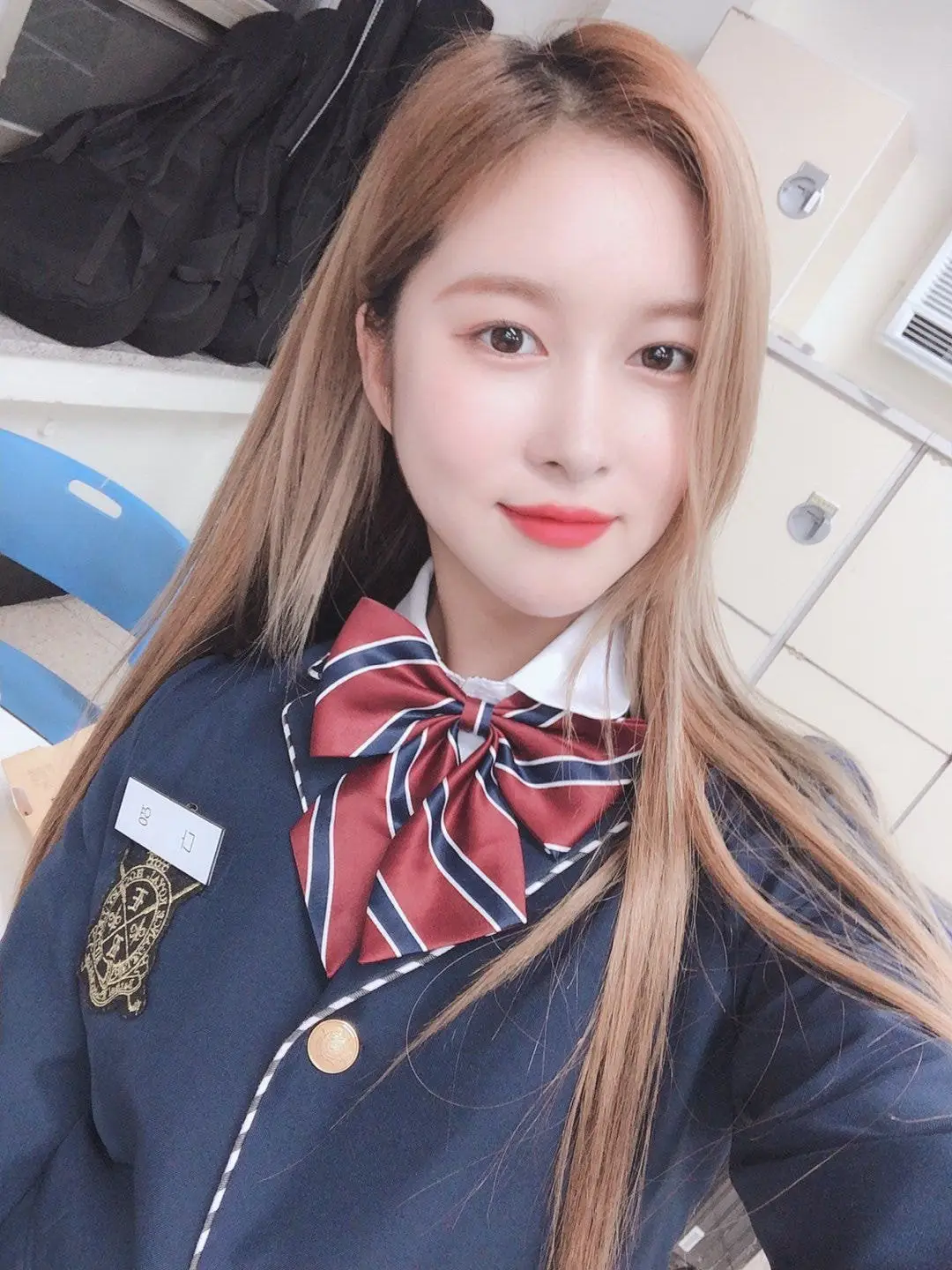 우주소녀 각 멤버별 교복 셀카